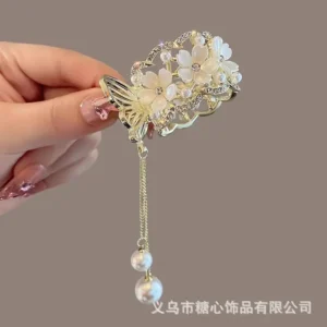 Pearl Tassel Hair Clip